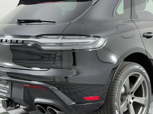 Certified 2026 Porsche Macan AWD/4WD image 28