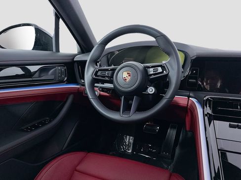 New 2026 Porsche Panamera image 25