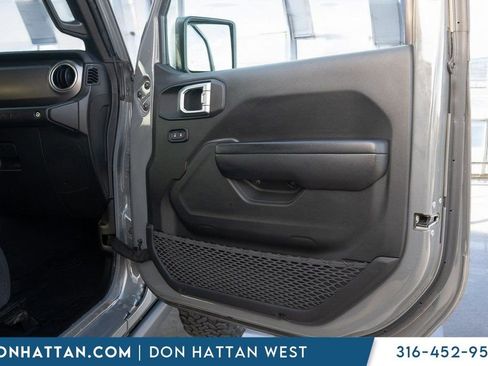 Used 2021 Jeep Wrangler Unlimited Rubicon 4xe w/ Steel Bumper Group image 23