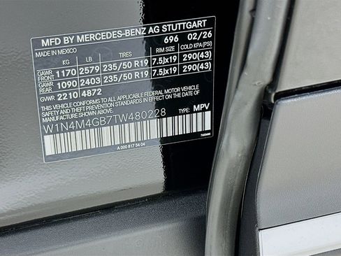 New 2026 Mercedes-Benz GLB 250 image 32