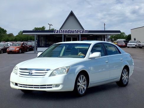 Used 2007 Toyota Avalon Limited FWD image 1