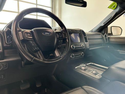 Used 2020 Ford Expedition Max Limited w/ Equipment Group 302A AWD/4WD image 10