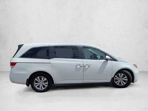 Used 2016 Honda Odyssey SE image 4