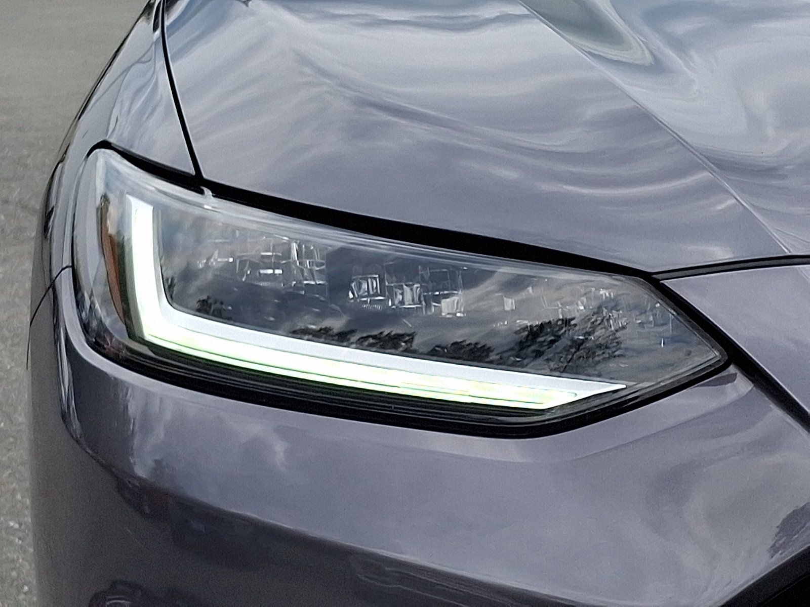 Used 2023 Honda HR-V LX image 9