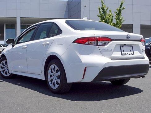 Certified 2024 Toyota Corolla LE FWD image 7