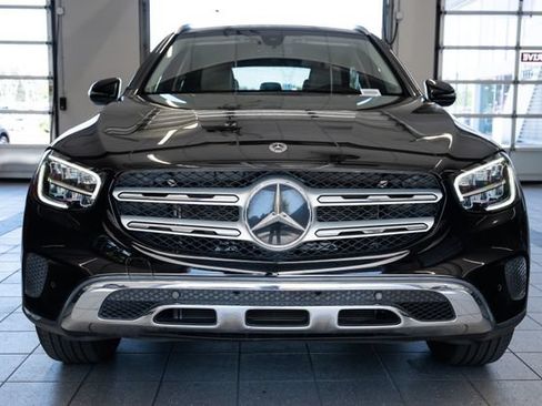 Used 2021 Mercedes-Benz GLC 300 4MATIC image 2