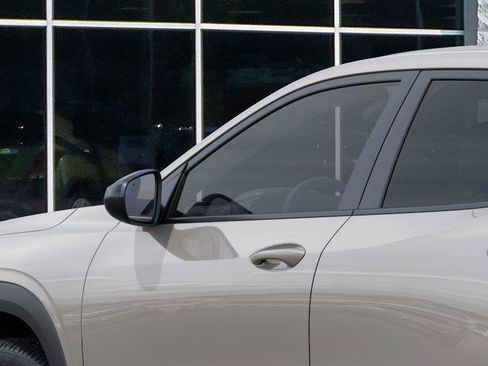 New 2026 Chevrolet Trax RS w/ Driver Confidence Package FWD image 12