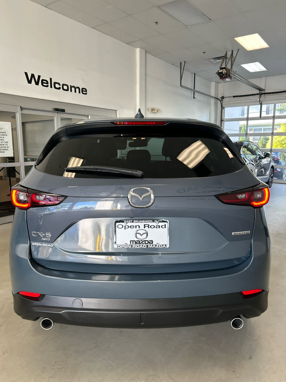 Certified 2025 MAZDA CX-5 Carbon Edition AWD/4WD image 5