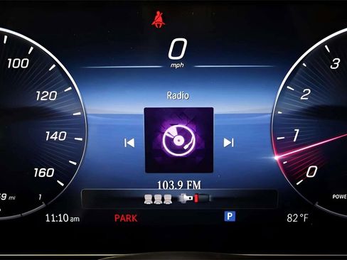 Used 2024 Mercedes-Benz GLC 300 4MATIC image 47