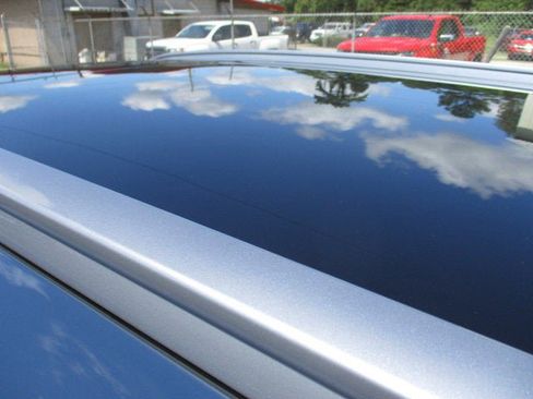 New 2025 Kia Sorento S w/ Panoramic Sunroof Package image 12