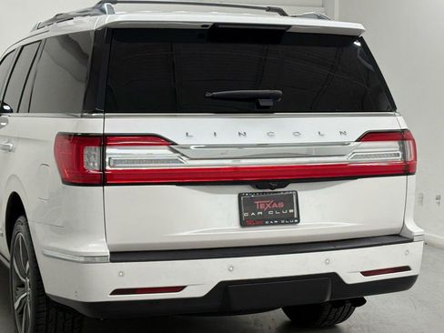 Used 2019 Lincoln Navigator Reserve AWD/4WD image 47