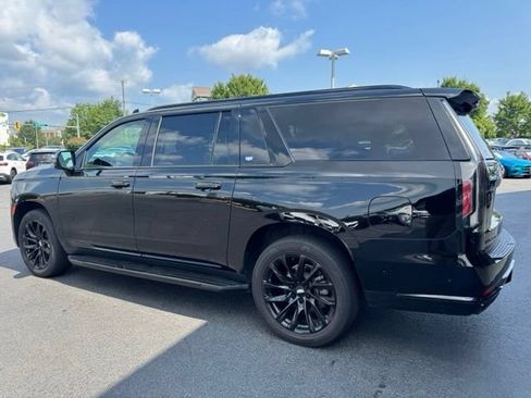 Used 2021 Cadillac Escalade ESV Sport Platinum w/ LPO, ONYX Package AWD/4WD image 24