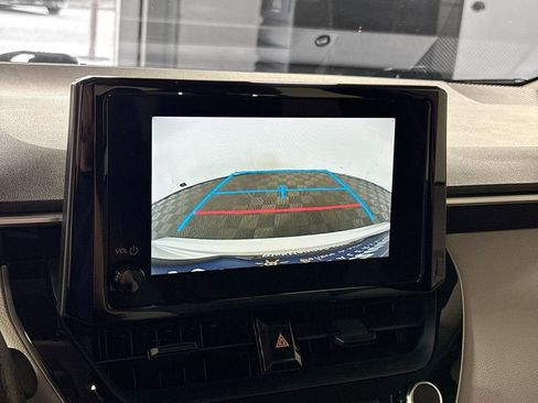 Used 2024 Toyota Corolla LE FWD image 16