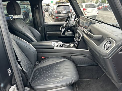 Used 2023 Mercedes-Benz G 550 image 35
