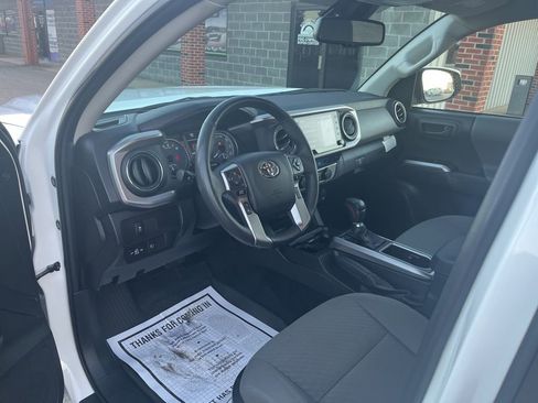 Used 2023 Toyota Tacoma SR5 image 25