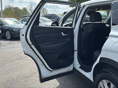 Used 2020 Hyundai Santa Fe SEL image 29