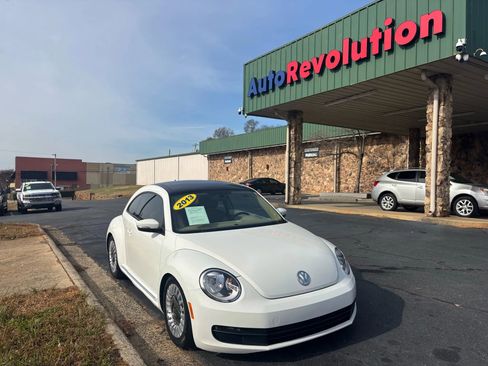 Used 2013 Volkswagen Beetle 2.5 Fender image 1