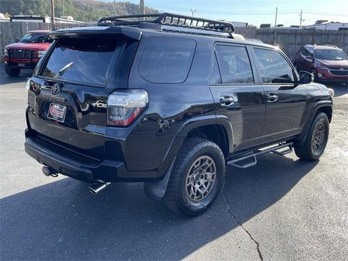 Used 2016 Toyota 4Runner Trail Premium image 4