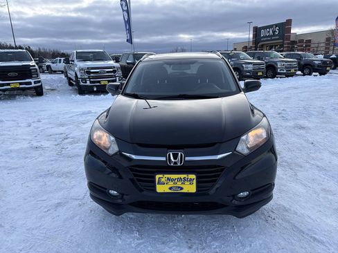 Used 2017 Honda HR-V EX-L image 3