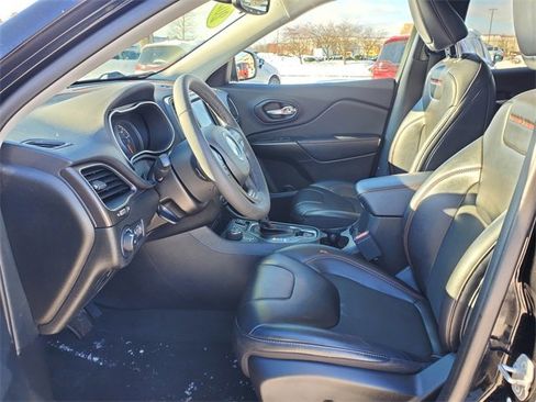 Certified 2022 Jeep Cherokee Trailhawk w/ Sound & Nav Group image 4