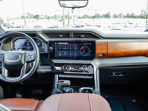 Used 2024 GMC Sierra 1500 Denali Ultimate image 14