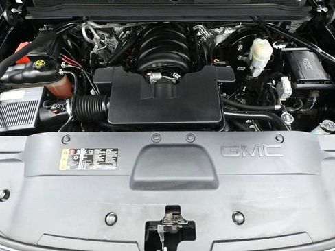 Used 2017 GMC Yukon Denali image 59