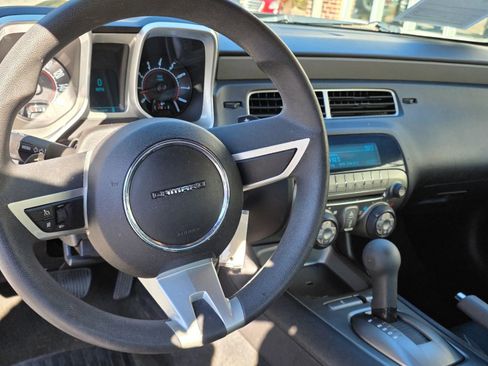 Used 2011 Chevrolet Camaro LS image 11