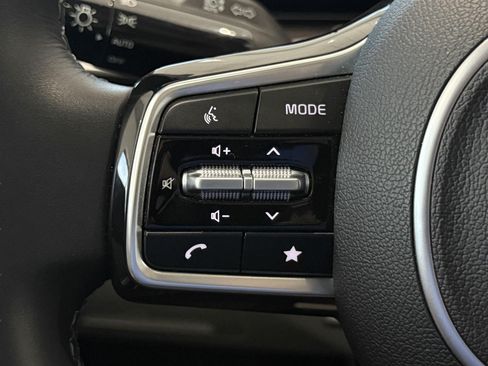 Used 2024 Kia Sorento S w/ Panoramic Sunroof Package FWD image 36