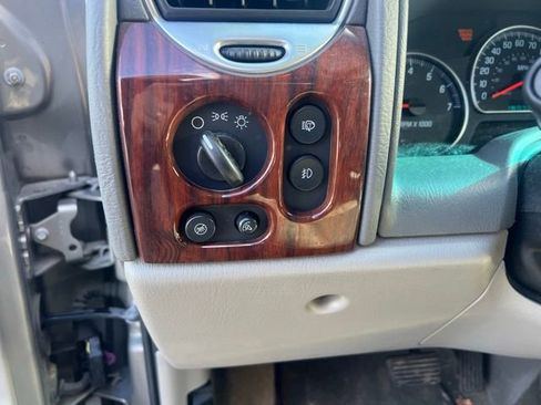 Used 2002 GMC Envoy XL SLT AWD/4WD image 18