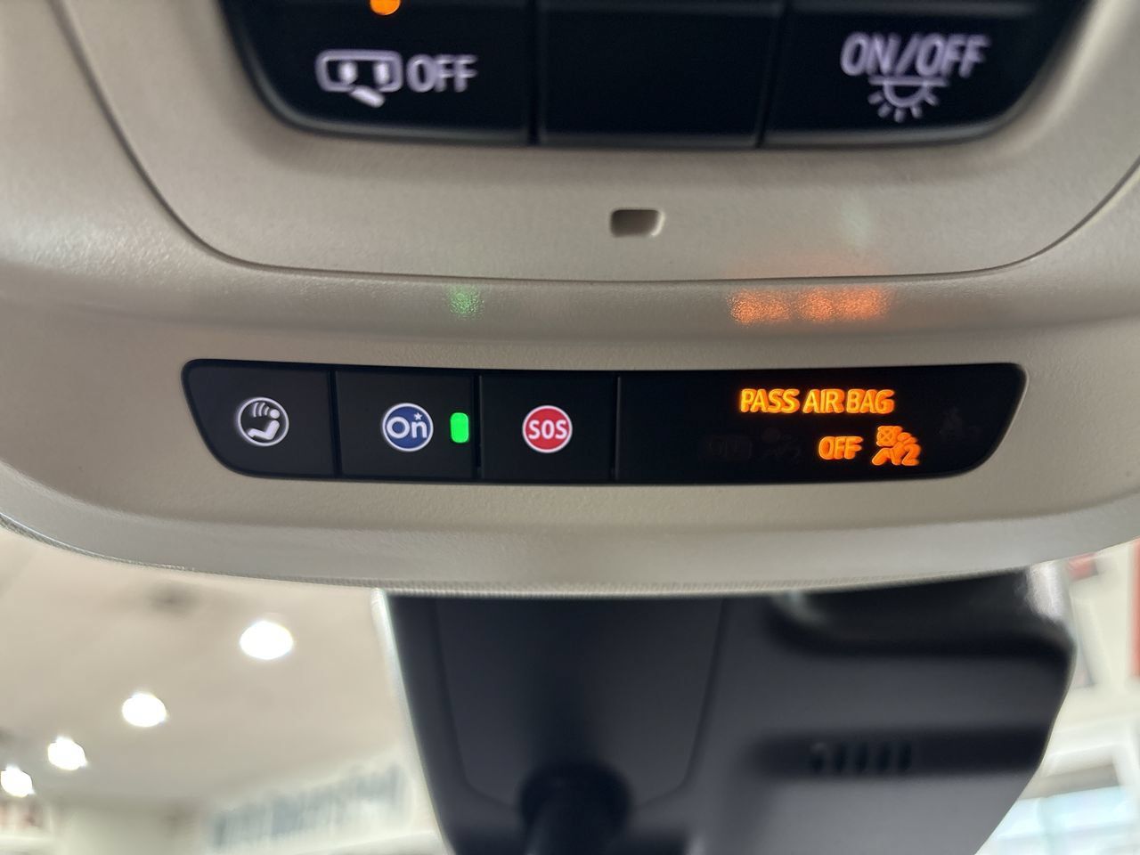Used 2023 Buick Envision Avenir AWD/4WD image 16