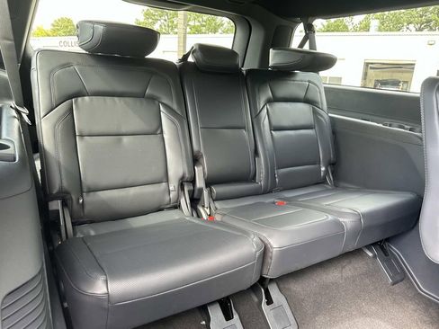 New 2025 Lincoln Navigator L Reserve w/ Jet Appearance Package image 17