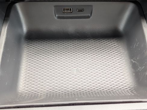 New 2027 GMC Terrain Elevation w/ Elevation Premium Package FWD image 28