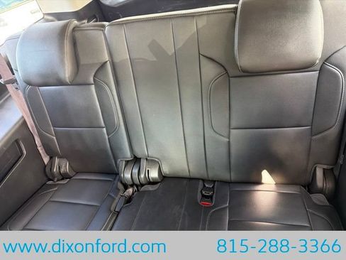 Used 2017 Chevrolet Suburban Premier AWD/4WD image 25