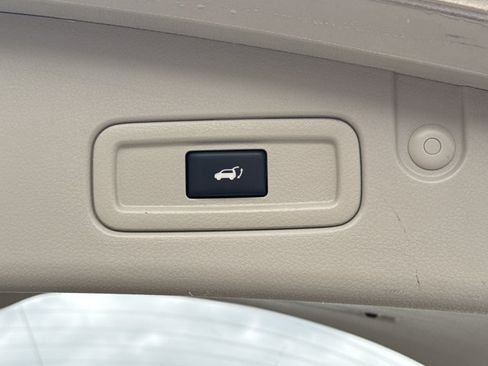 Used 2014 Nissan Murano SL w/ Navigation Package FWD image 12