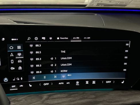 New 2025 Audi Q5 Prestige image 18