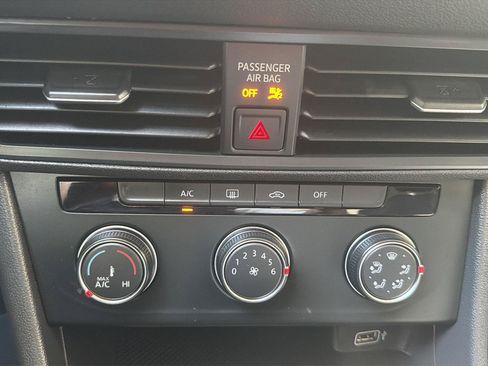 Used 2019 Volkswagen Jetta S w/ Driver Assistance Package FWD image 22