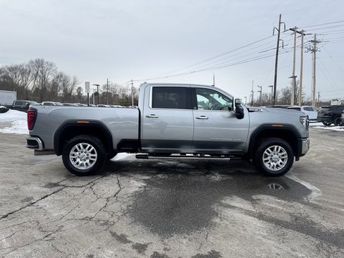 Used 2024 GMC Sierra 2500 SLT w/ SLT Convenience Package image 7
