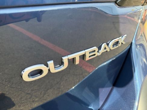 Used 2022 Subaru Outback Limited AWD/4WD image 34