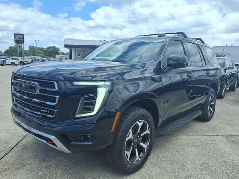 New 2026 GMC Yukon AT4 w/ Premium Trailering Package AWD/4WD image 3
