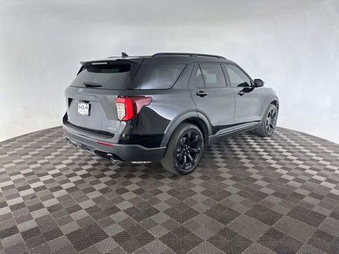 Used 2024 Ford Explorer ST-Line w/ Class IV Trailer Tow Package AWD/4WD image 7