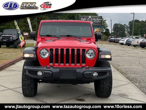 Used 2022 Jeep Gladiator Rubicon AWD/4WD image 2