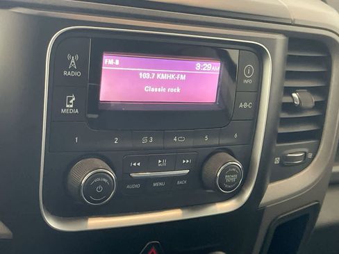 Used 2020 RAM 1500 Express AWD/4WD image 16