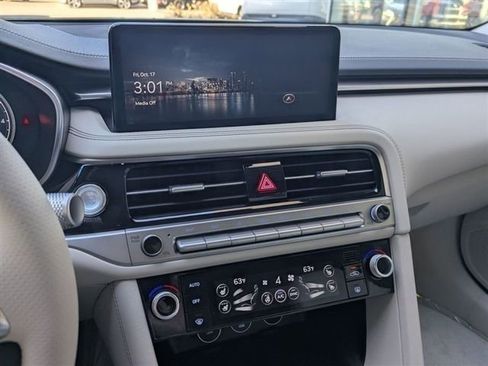 New 2026 Genesis G70 2.5T Prestige image 8