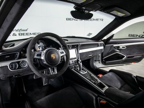 Used 2015 Porsche 911 GT3 image 18