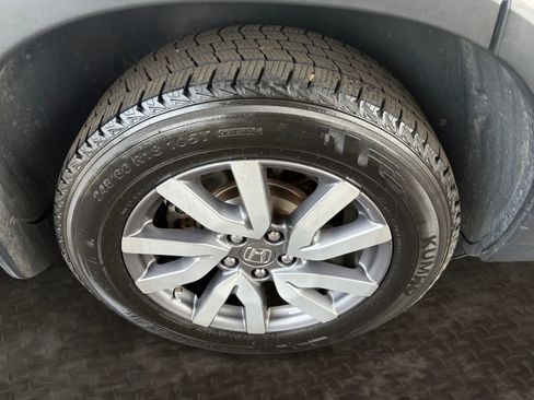 Used 2019 Honda Pilot EX image 41