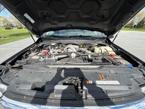 Used 2025 Ford F350 Lariat w/ Camper Package image 30