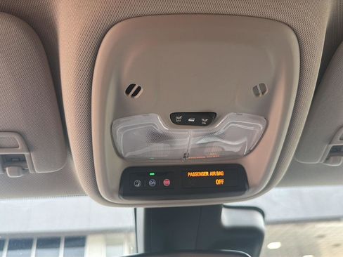 Used 2025 Buick Encore GX Preferred FWD image 23