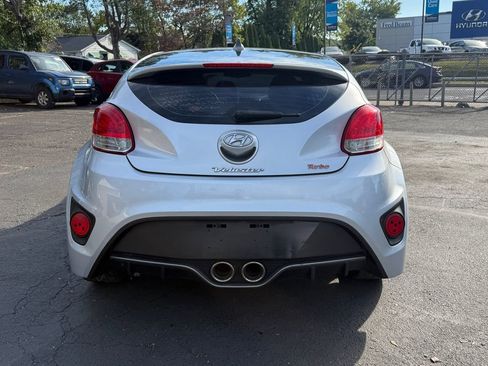 Used 2013 Hyundai Veloster Turbo image 4