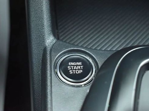 Used 2025 Kia K4 FWD image 28