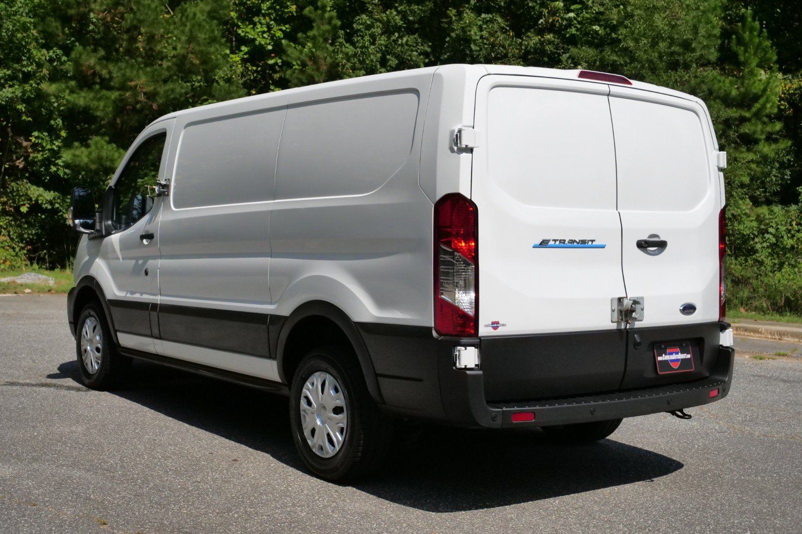 Used 2022 Ford E-Transit Low Roof w/ Load Area Protection Package RWD image 7